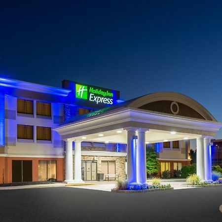 Holiday Inn Express Philadelphia Ne-Bensalem By Ihg Exterior photo