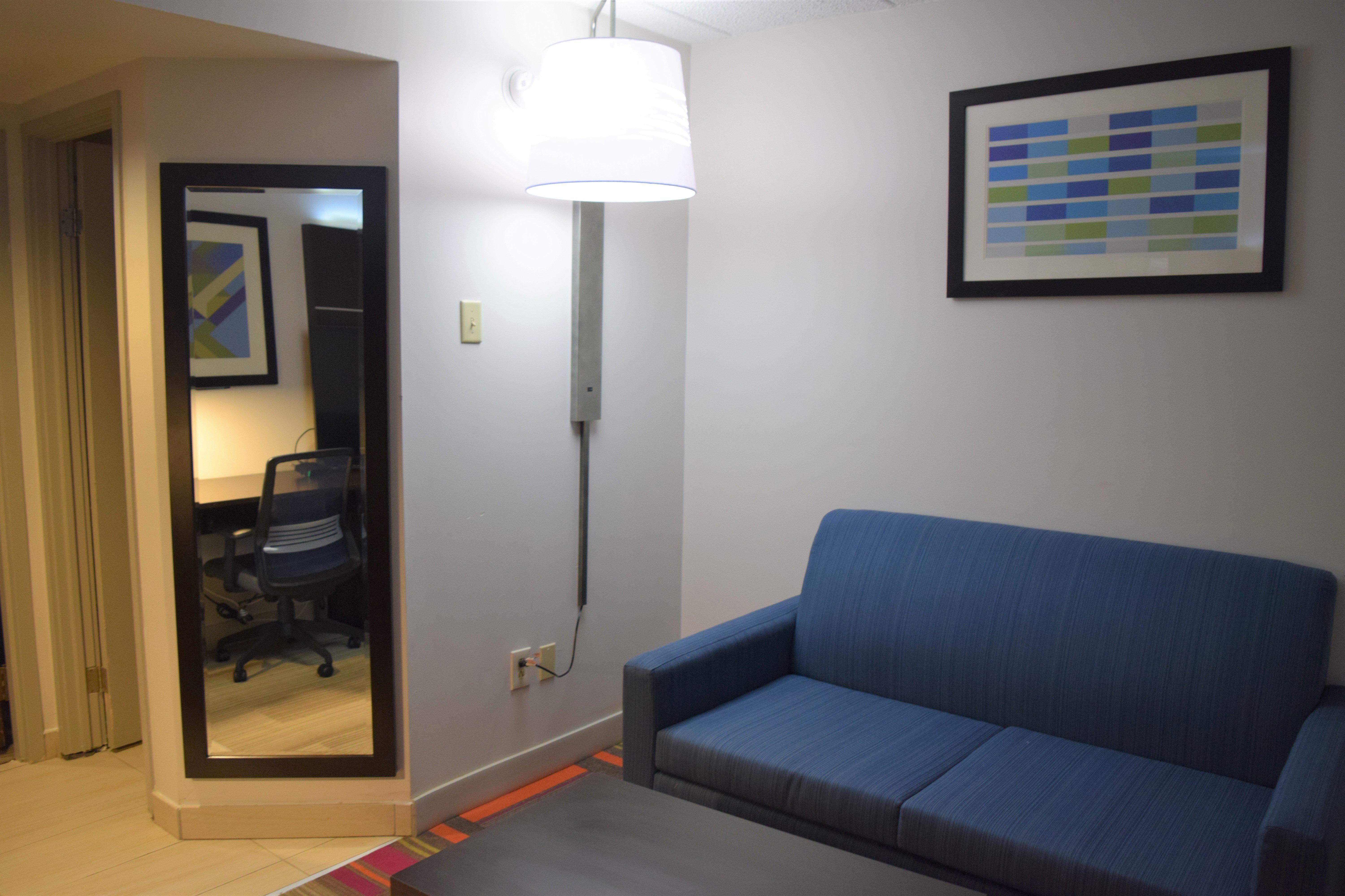 Holiday Inn Express Philadelphia Ne-Bensalem By Ihg Exterior photo